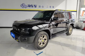 2023款 2.0T 自动四驱征服